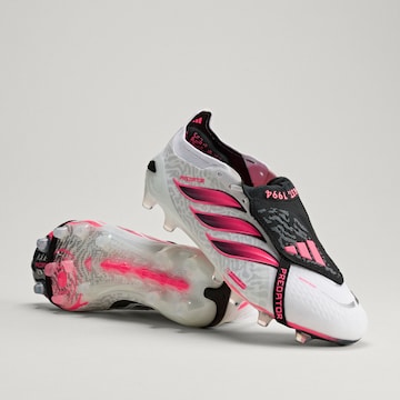 ADIDAS PERFORMANCE - Chuteira 'Predator Elite' em branco