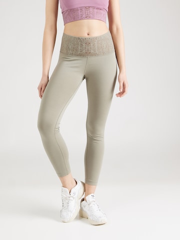 super.natural Skinny Workout Pants in Grey: front