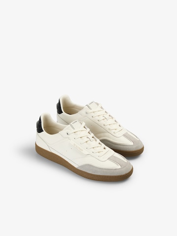 Baskets basses ' ' Scalpers en blanc