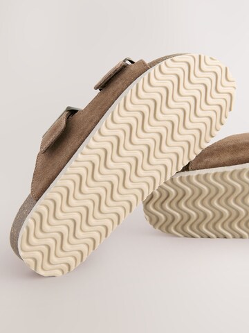 Next - Sandalias en marrón