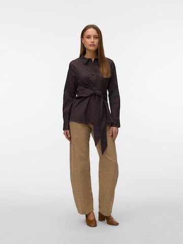 Camicia da donna 'AWALVA' di VERO MODA in marrone