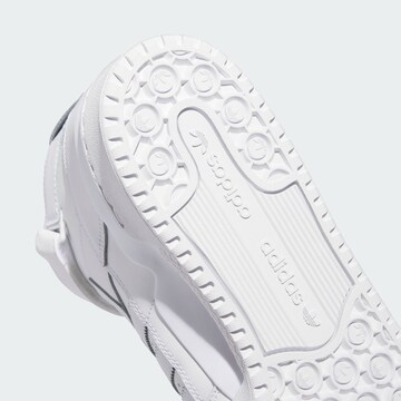 Baskets hautes 'FORUM' ADIDAS ORIGINALS en blanc