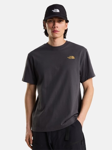 THE NORTH FACE T-Shirt in Grau