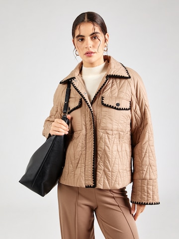 YAS - Chaqueta de entretiempo 'YASLUJA' en marrón: frente
