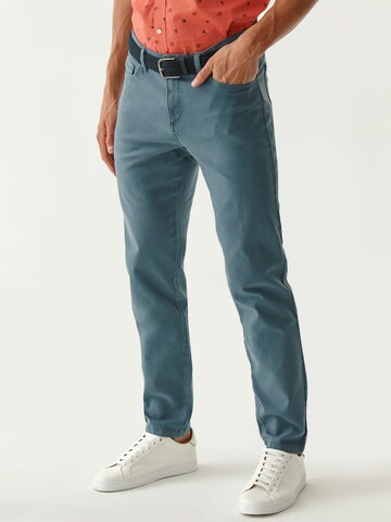 Coupe slim Pantalon 'Corgie' TATUUM en bleu : devant