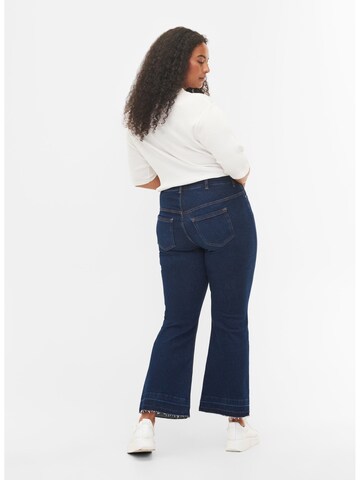 Bootcut Jean 'Ellen' Zizzi en bleu