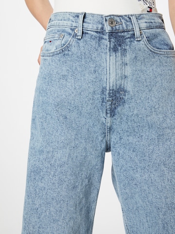 Tommy Jeans Zvonové kalhoty Džíny 'CLAIRE' – modrá