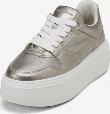 Marc O'Polo Sneakers in Gold: front