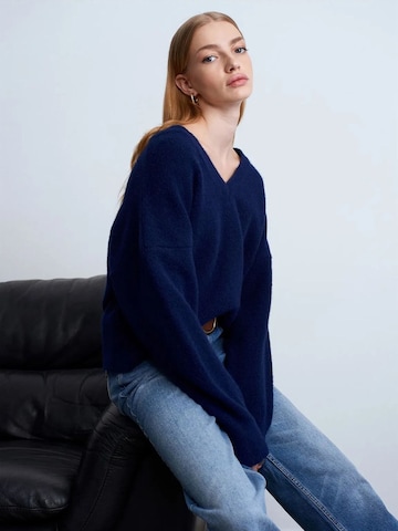 Dilvin Sweater 'Pullover' in Blue: front