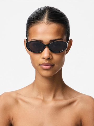 PIECES Sonnenbrille 'PCSanna' in Schwarz