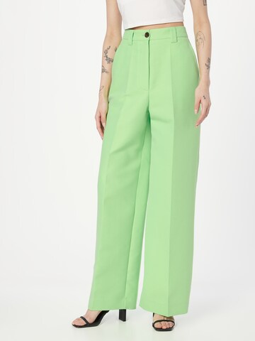 Essentiel Antwerp Wide leg Pleat-front trousers in Green: front