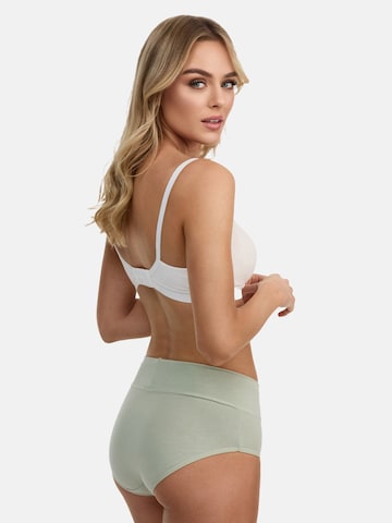 Tazzio Slip 'F920'‌ in Grün