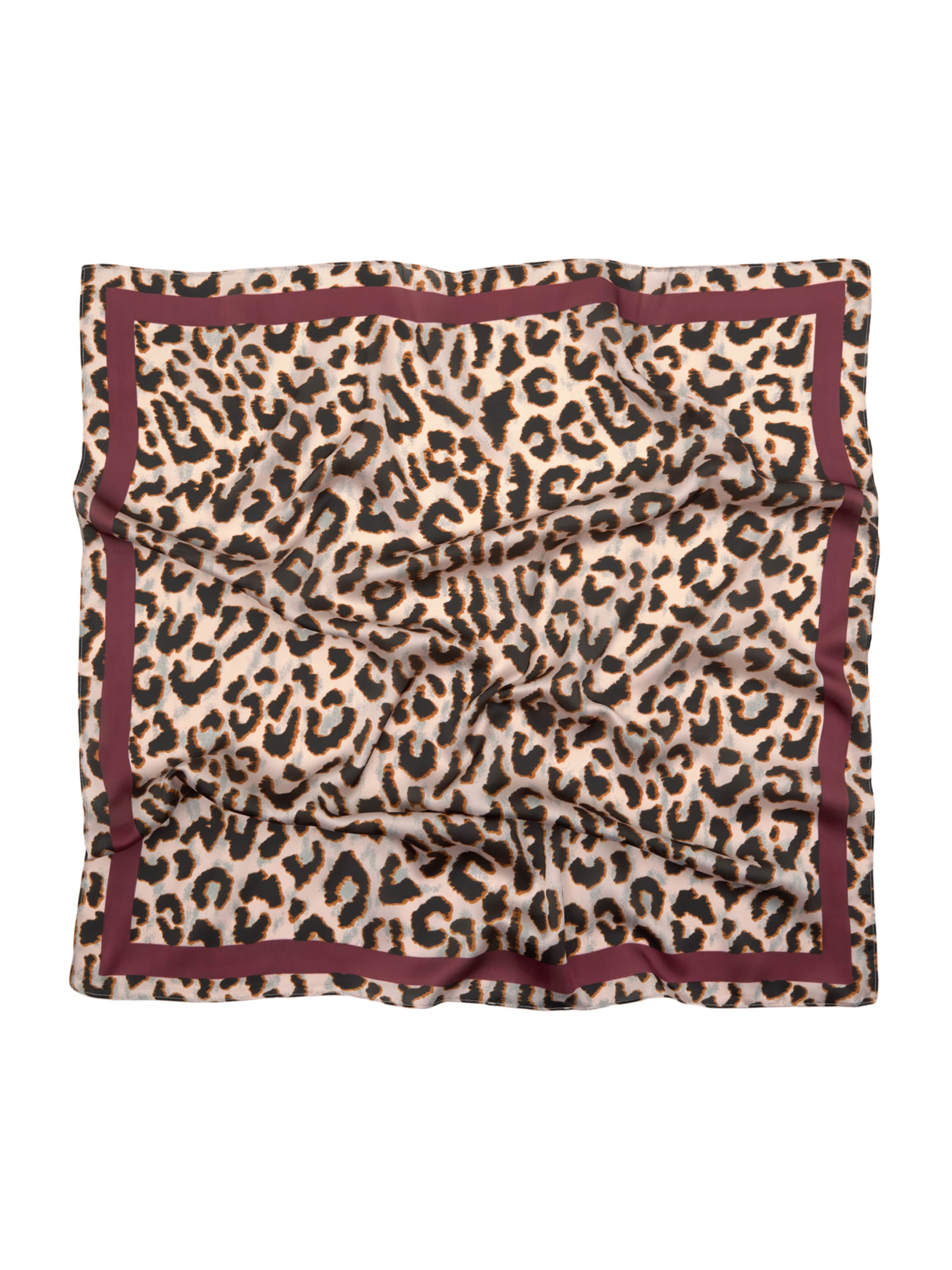 Pull&amp;Bear Shawl in Beige: front