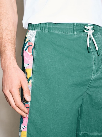 Next - Bermudas en verde