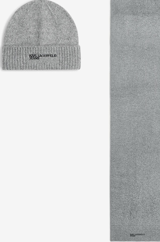 Căciulă de la KARL LAGERFELD JEANS pe gri: față
