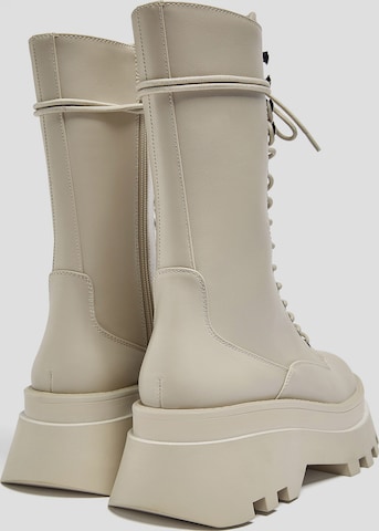 Pull&Bear Schnürstiefel in Beige