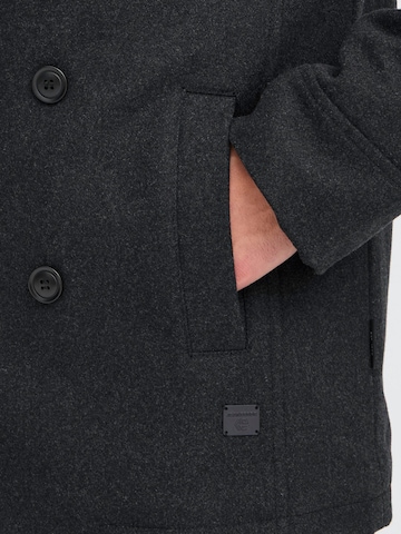 Cappotto invernale ' IDLuxeno ' di INDICODE JEANS in grigio