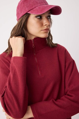 Pull-over Trendyol en rouge