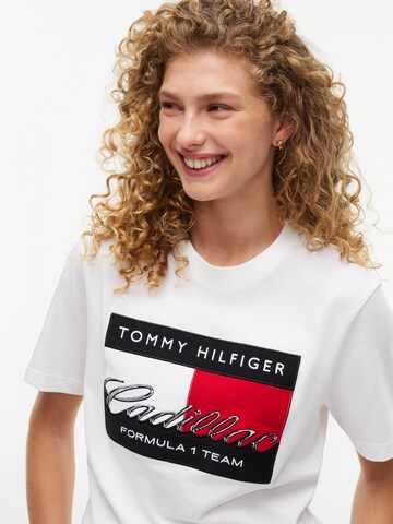TOMMY HILFIGER - Camiseta en blanco