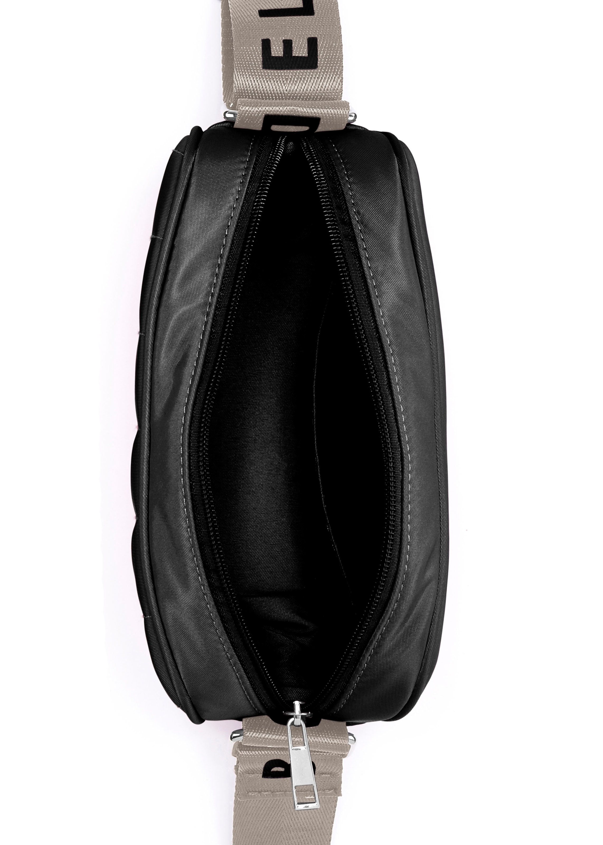 Elbsand Axelremsväska i svart