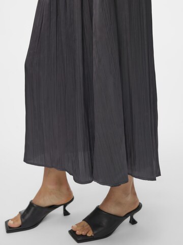 VERO MODA - Falda 'BILLIE' en gris