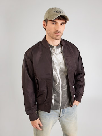 G-STAR Φθινοπωρινό και ανοιξιάτικο μπουφάν 'GA-1' σε καφέ: μπροστά