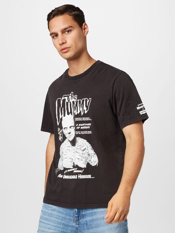 T-Shirt 'Monsters® x Levi’s® Long Sleeve Tee' LEVI'S ® en noir : devant
