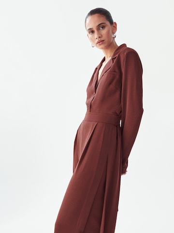Tuta jumpsuit 'Thalia' di Willa in rosso