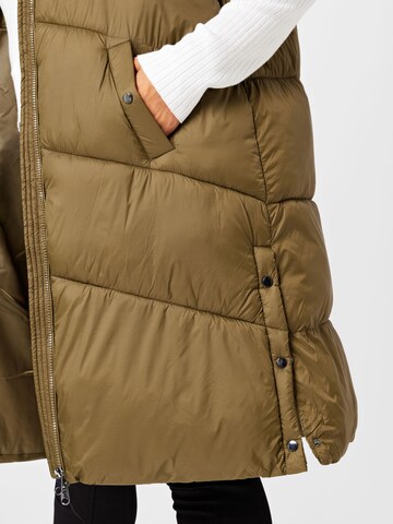 Vero Moda Curve Bodywarmer 'Uppsala' in Groen