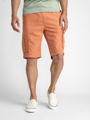 Petrol Industries Regular Shorts in Orange: predná strana