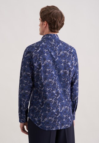 Coupe slim Chemise business 'Schwarze Rose' SEIDENSTICKER en bleu