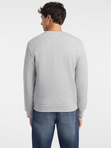 GUESS JEANS Sweatshirt in Grau