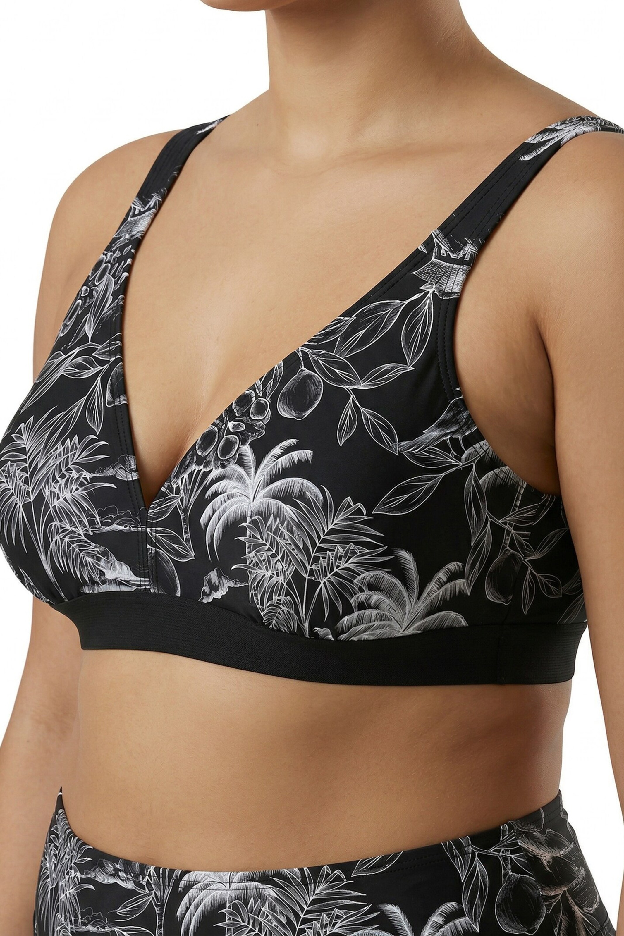 Ulla Popken Triangel Hose in Schwarz