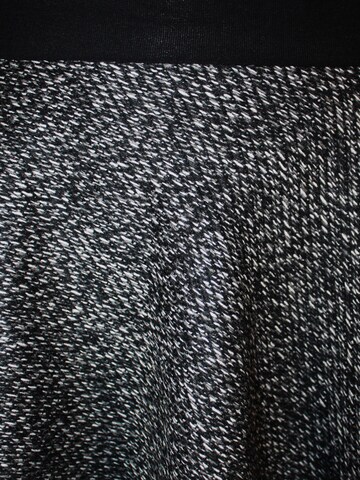 dunkle design Skirt in White