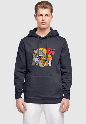 ABSOLUTE CULT Sweatshirt 'Tom And Jerry - Thumbs Up' in Blauw: voorkant