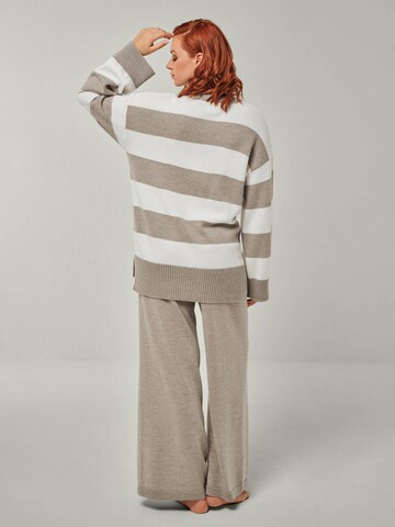Abito da casa 'LOUNGEWEAR SET  - Pullover Felia & Pants Frida' di YOU LOOK PERFECT in grigio