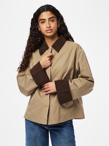 PIECES Jacke 'PCJORMA' in Grau: Vorderseite