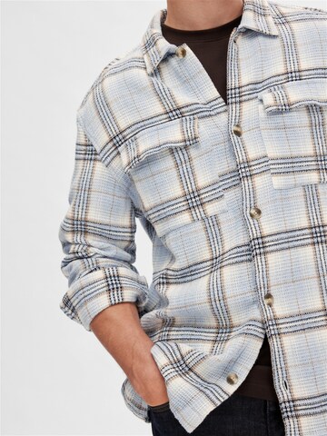 SELECTED HOMME - Regular Fit Camisa em azul