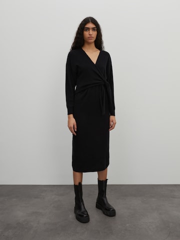 EDITED Úpletové šaty 'Lena' – černá