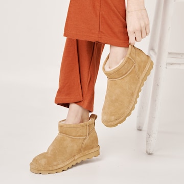 Bearpaw Boots in Beige