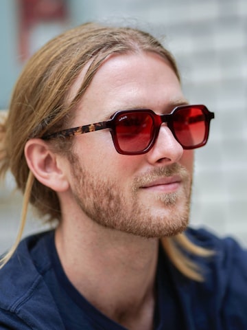 La Moda Me Zonnebril 'Viana' in Rood