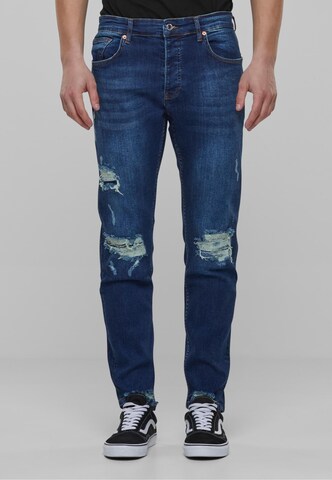 2Y Premium Tapered Jeans in Blauw: voorkant