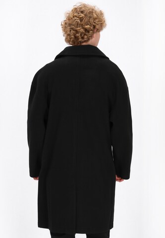 MO Between-seasons coat in Black
