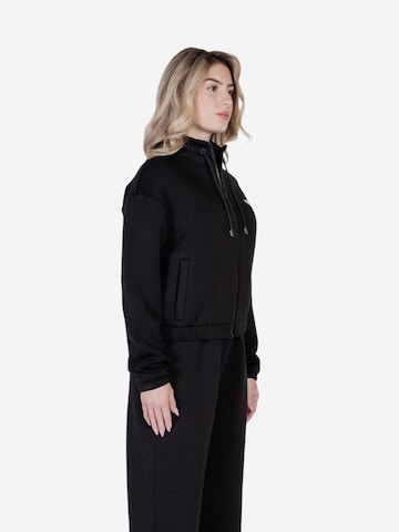 GUESS - Sudadera 'CECILIA SCUBA ZIP V4BQ14 K7UW2' en negro