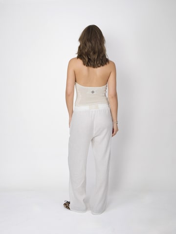 Top in maglia di SHAMBLES in beige