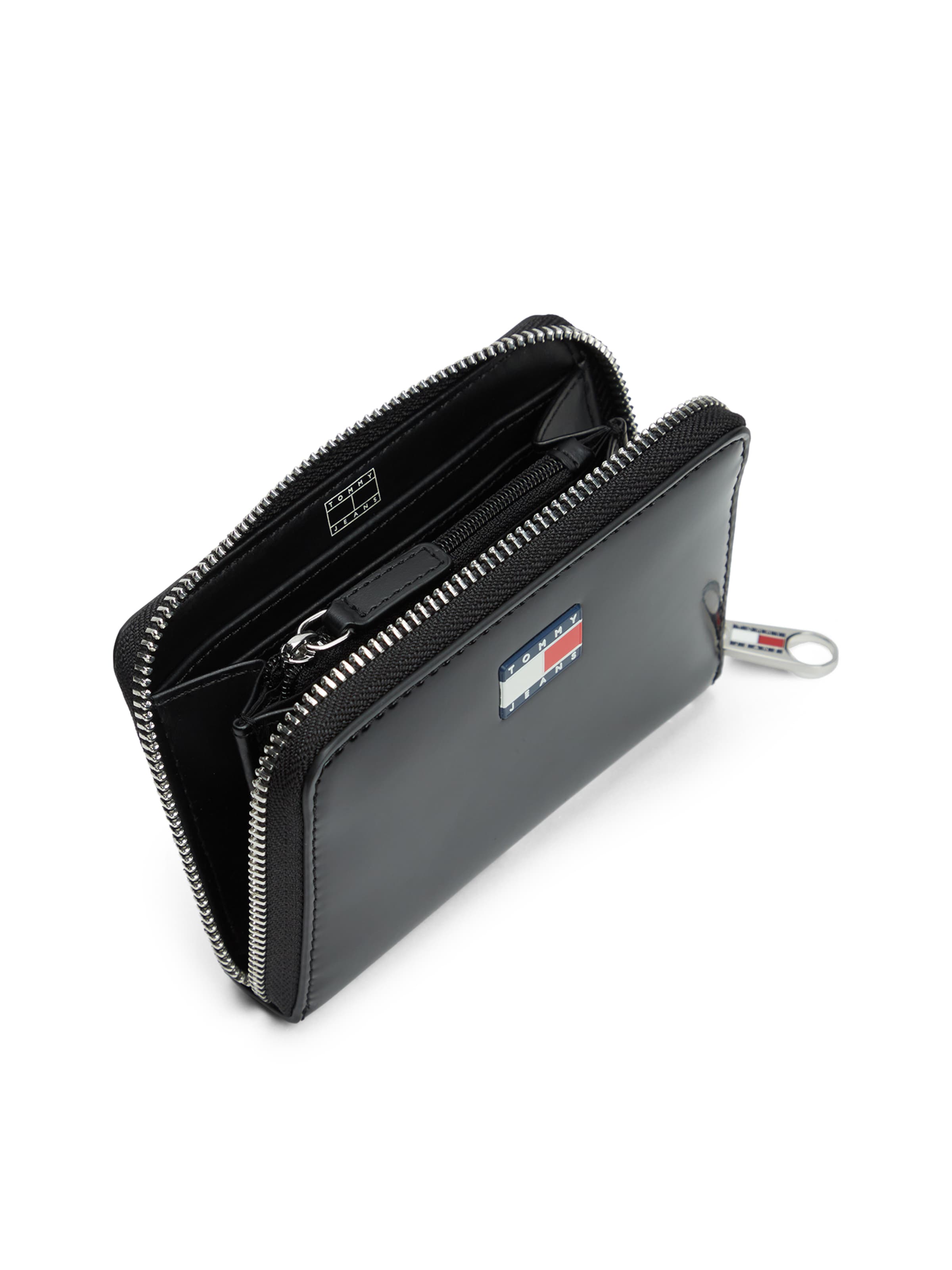 Tommy Jeans Πορτοφόλι 'MUST' σε μαύρο