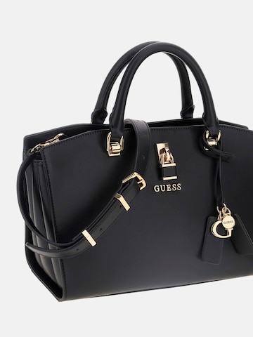 GUESS Handtasche 'Queensland' in Schwarz