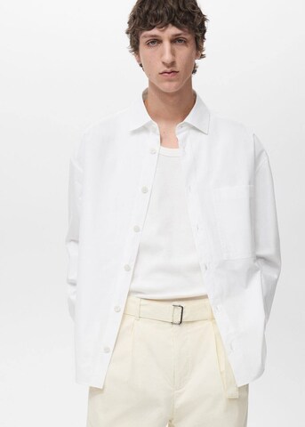 MANGO MAN Regular fit Button Up Shirt 'Antares' in White: front