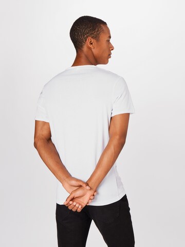 Coupe regular T-Shirt 'MT HIGHWAY' Key Largo en blanc