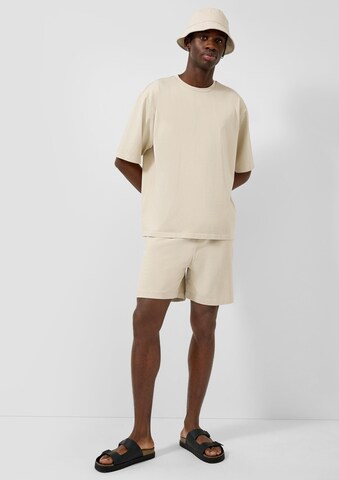 QS Regular Shorts in Beige